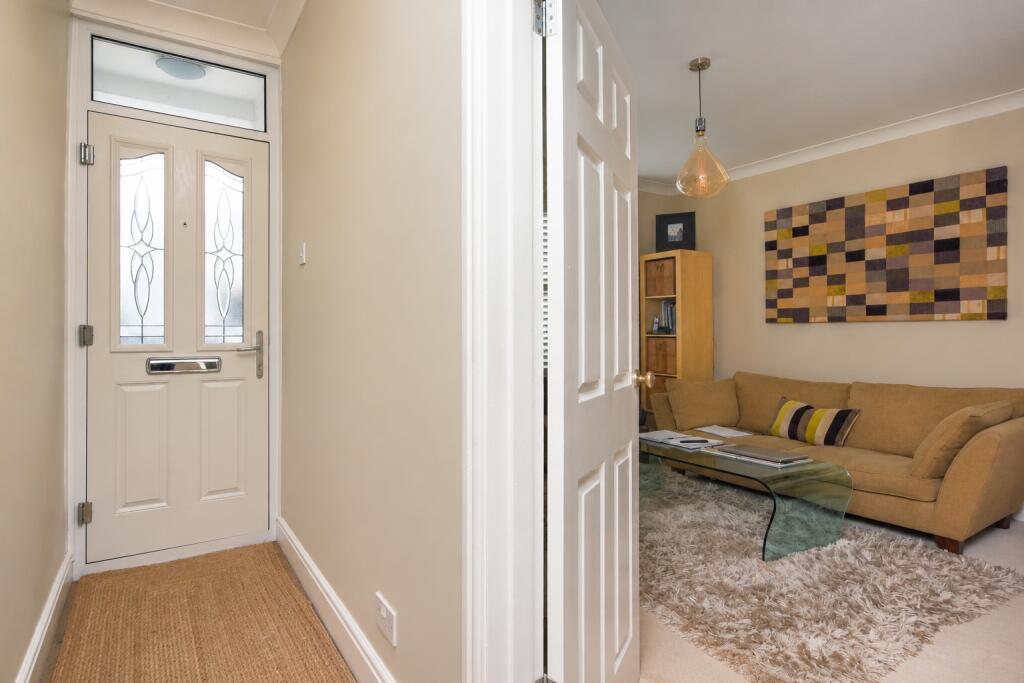 House in Southend-on-Sea, North Shoebury - View 2