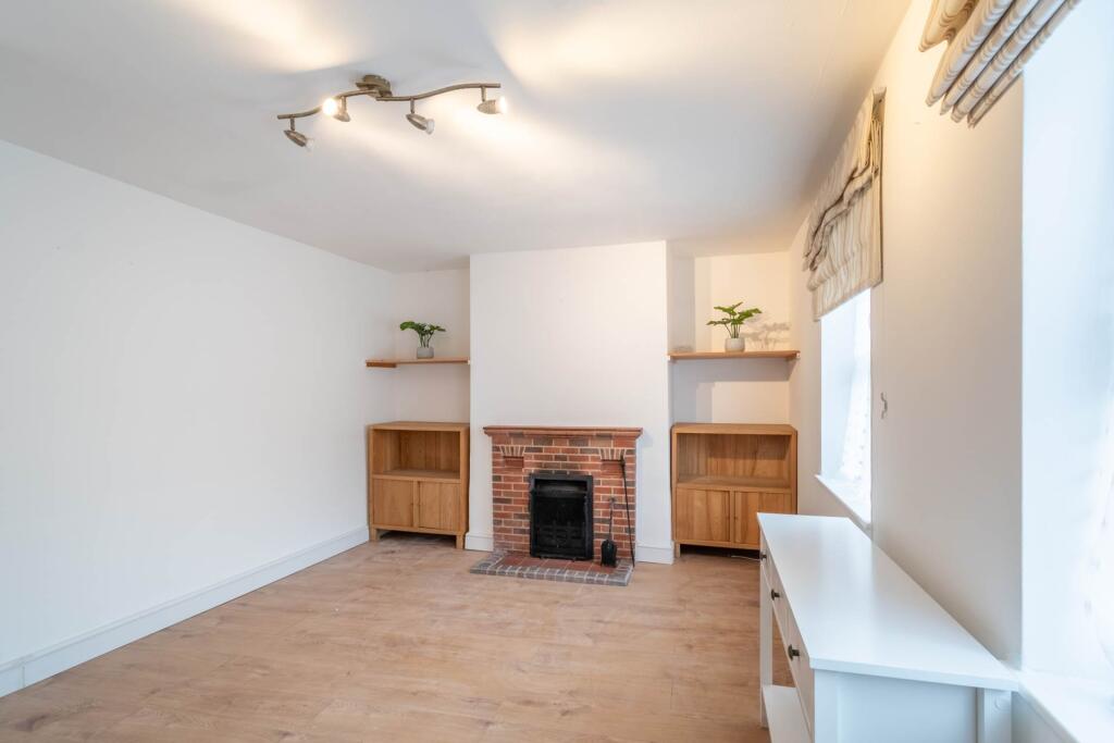 House in Bath - View 2