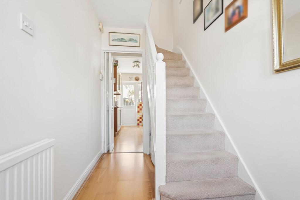 House in Watford - View 5