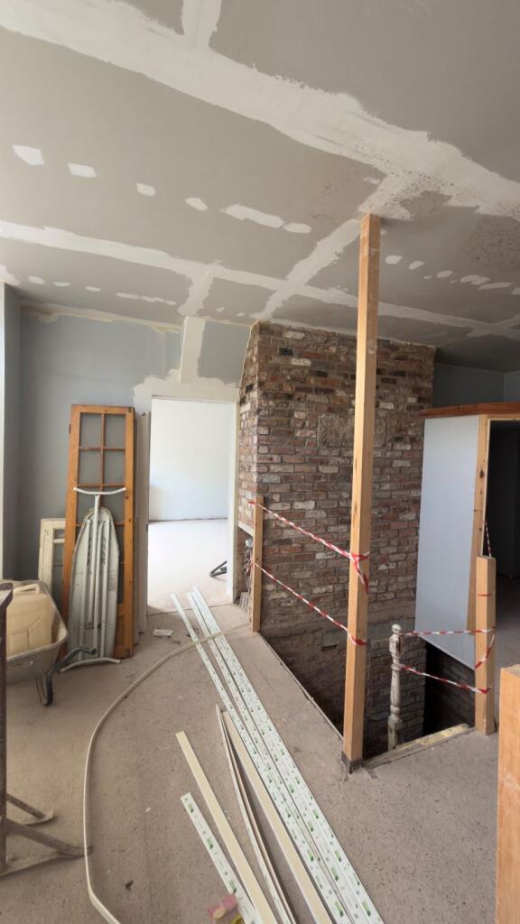 6 & 8 St. Edward Street, Leek, Staffordshire, ST13 5DS photo 4