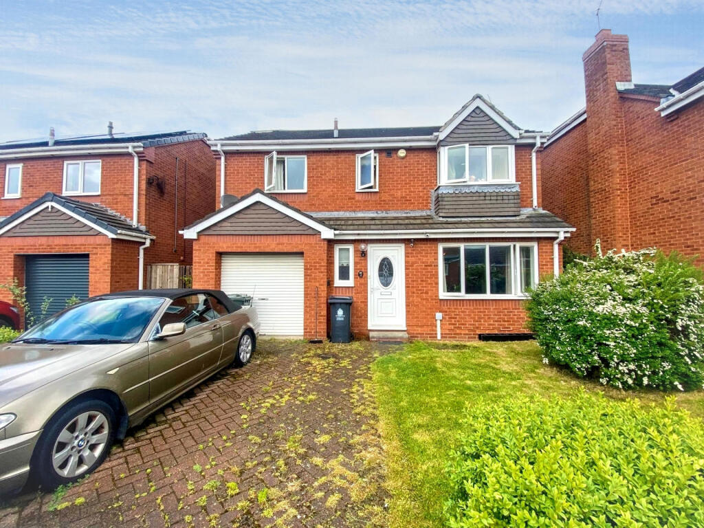 Main image of property: Fairways, West Monkseaton, Whitley Bay, Tyne and Wear, NE25 9YG