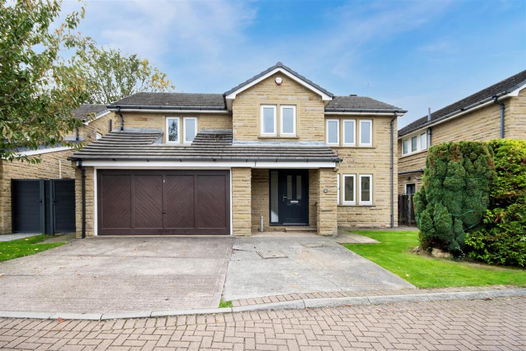 5-bed detached on Whiston Green, Whiston, Rotherham, £495,000