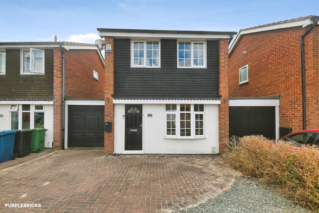 Main image of property: Parkfield Close, Tamworth, B77