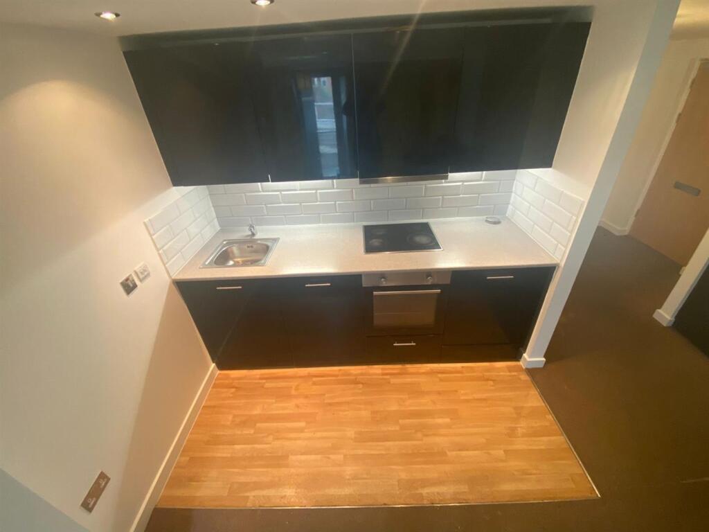 Main image of property: The Picture Works, 42 Queens Road