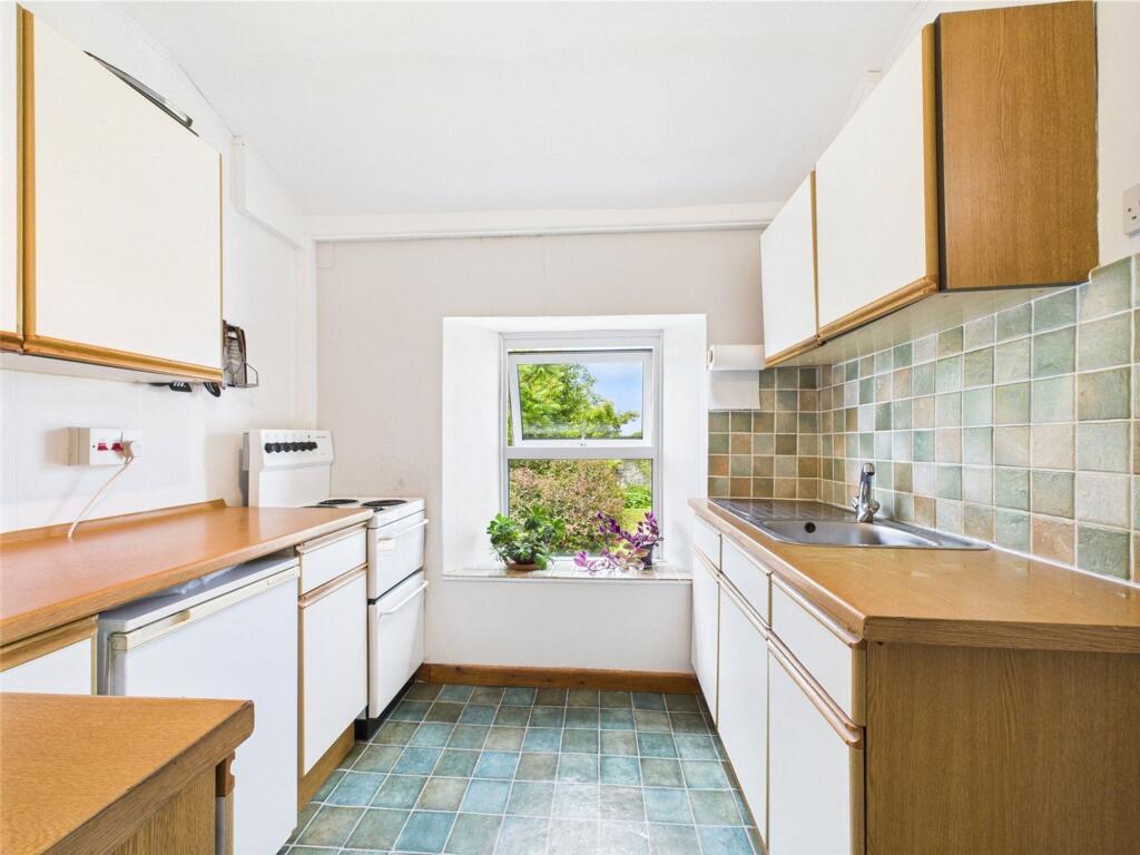 Treven, Tintagel, PL34 photo 4