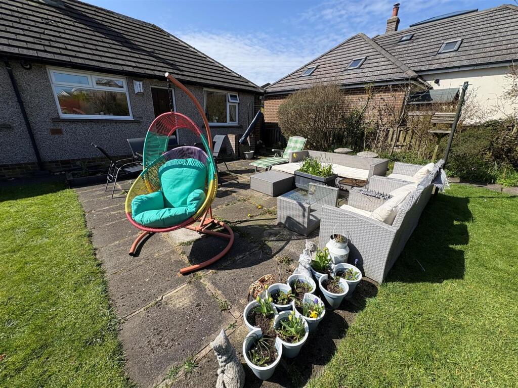 Additional image 20 of Fleet Lane, Queensbury, Bradford