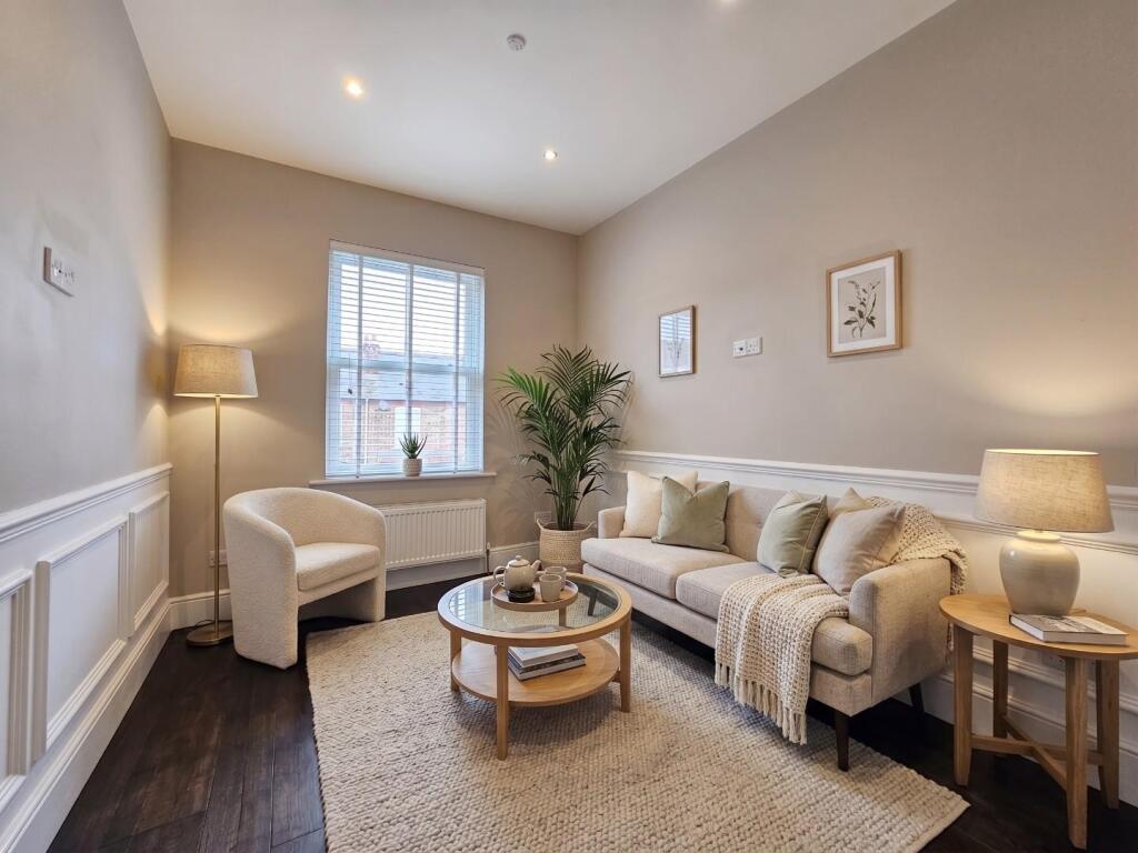Apartment in Warrington - View 4