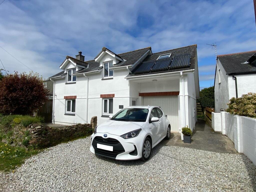 Main image of property: The Green, Probus