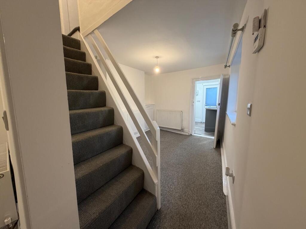 House in Bishop's Hull, Somerset - More