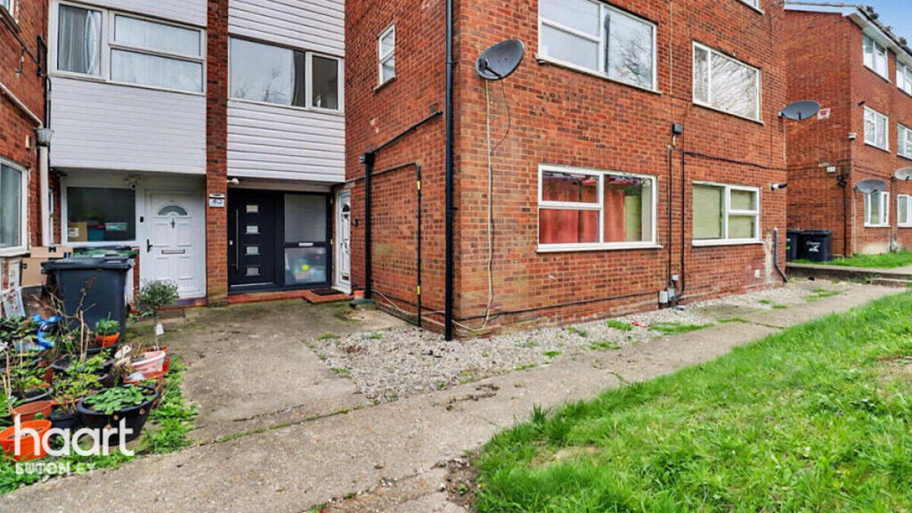 Main image of property: Brendon Avenue, LUTON