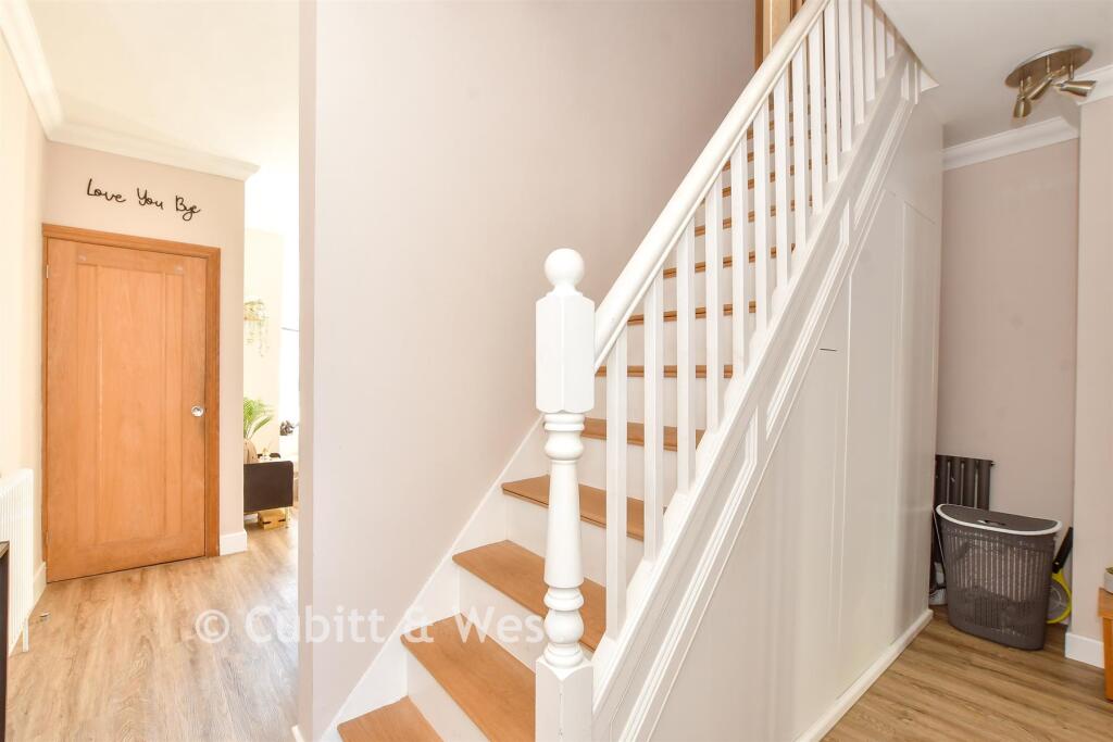 House in Portsmouth - View 4