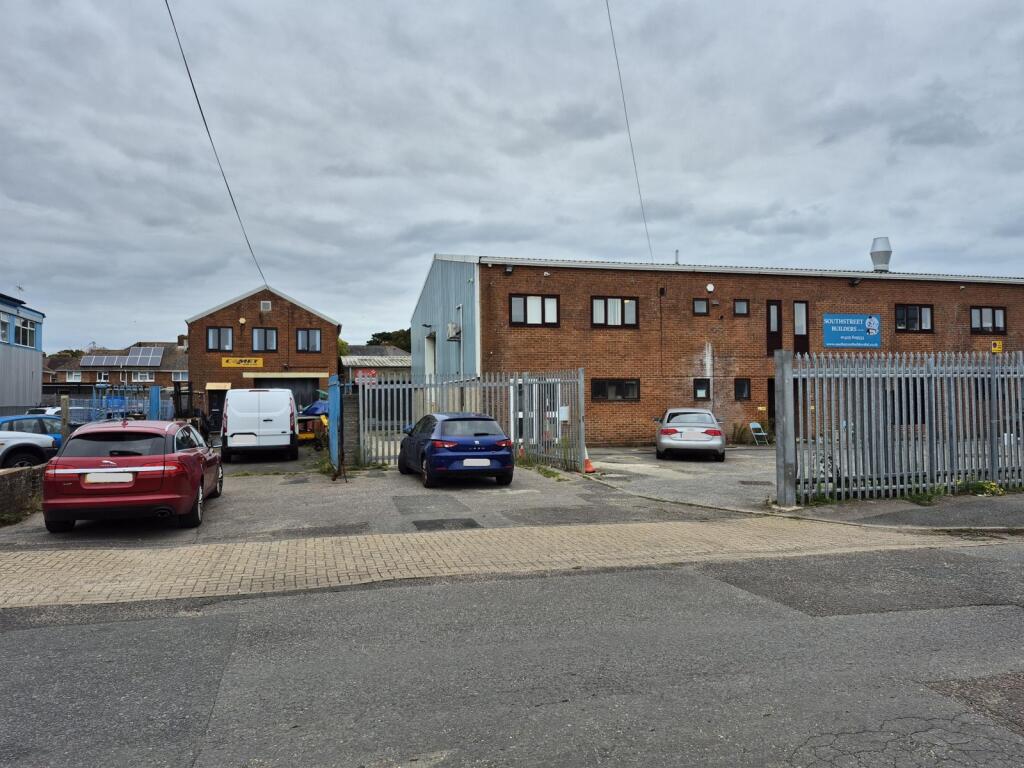 Main image of property: Unit B Tarodene House, Gore Road Industrial Estate, New Milton, Hampshire, BH25