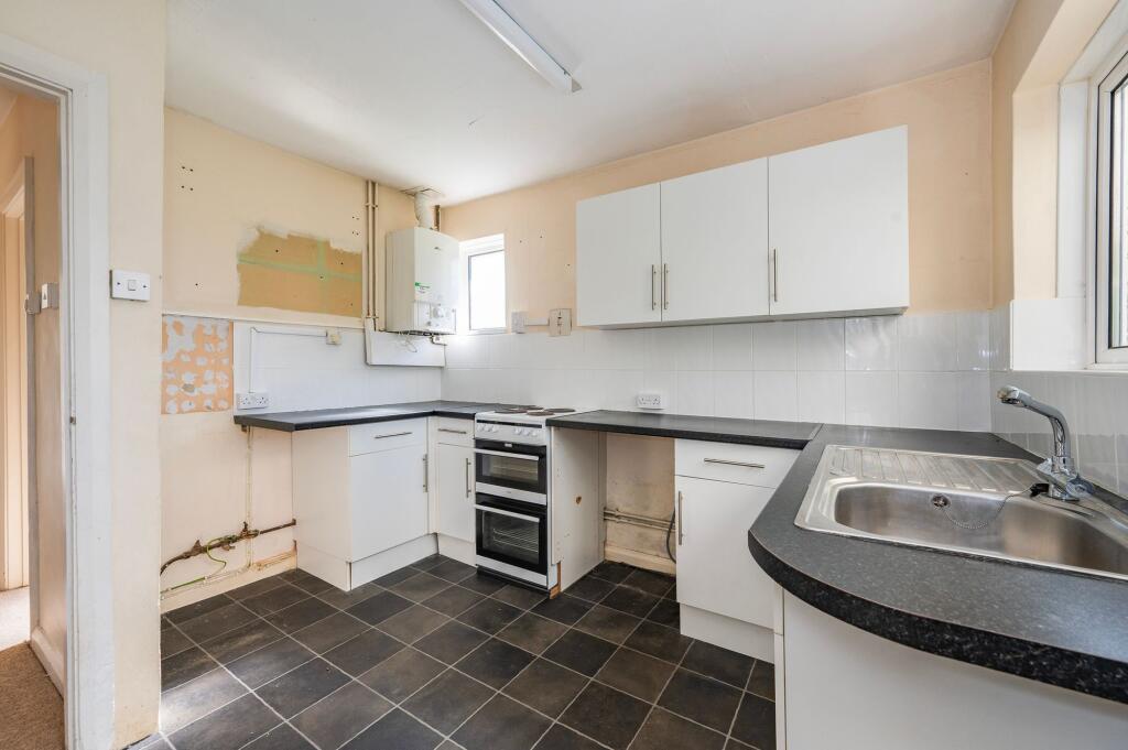 Almodington Lane, Almodington, PO20 - View 5