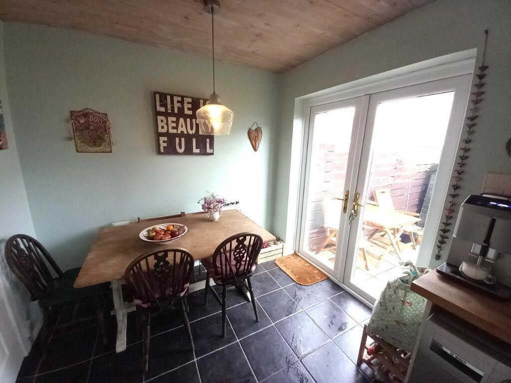 House in Menai Bridge, Ynys Môn / Isle of Anglesey - More