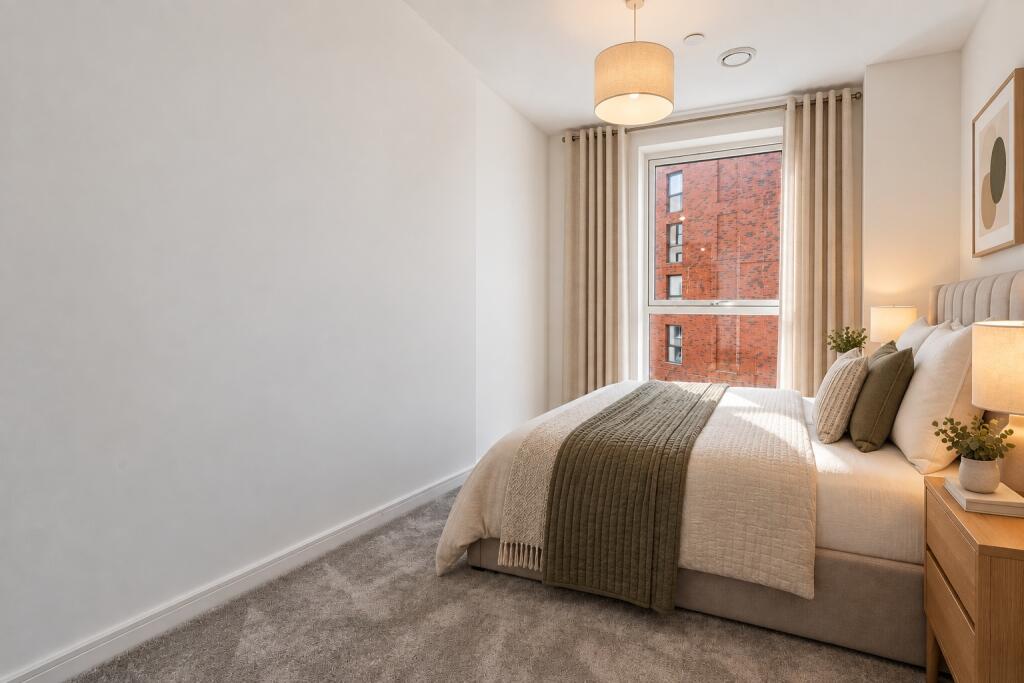 Apartment in Slough - View 4
