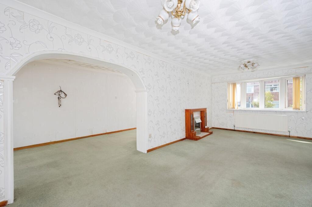 House in St Helens, Billinge Chapel End - View 4
