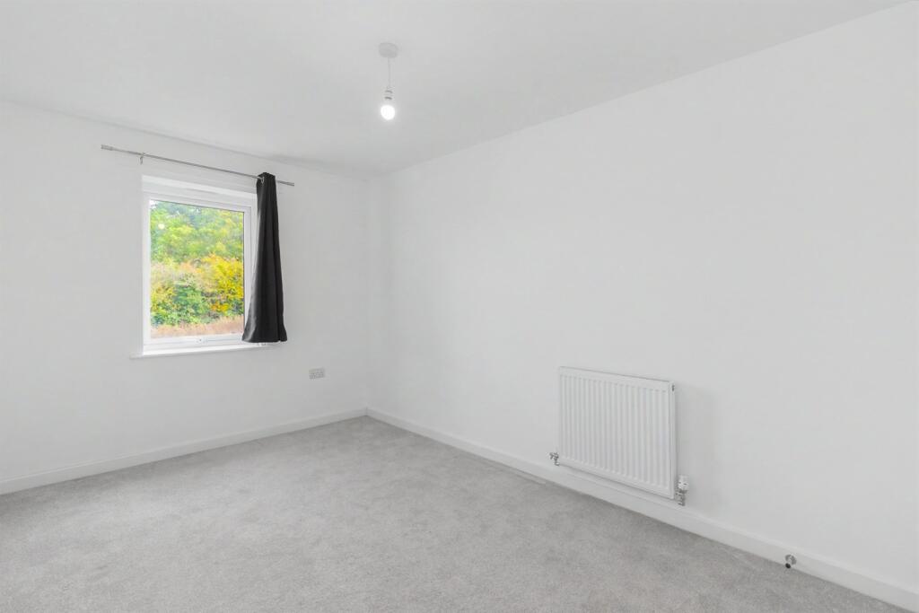 Apartment in Leicester - View 3