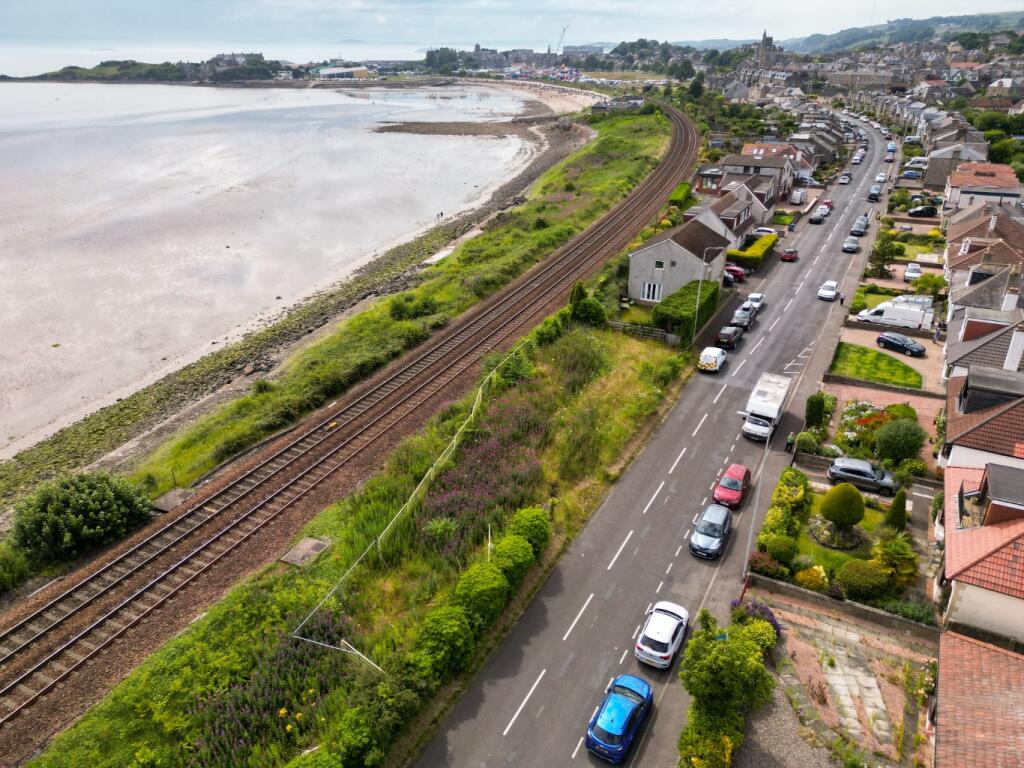 Main image of property: Kinghorn Road, Burntisland, KY3