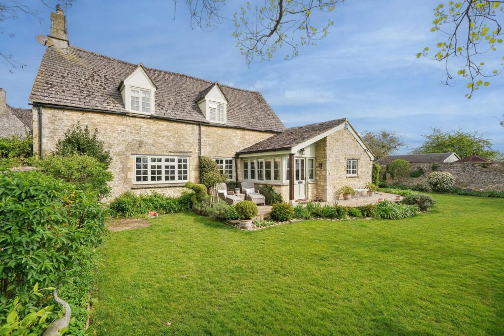 Main image of property: Manor Road, Brize Norton, OX18