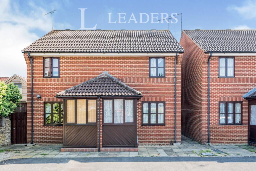 Main image of property: Aspen Court, Faringdon, Oxfordshire, SN7