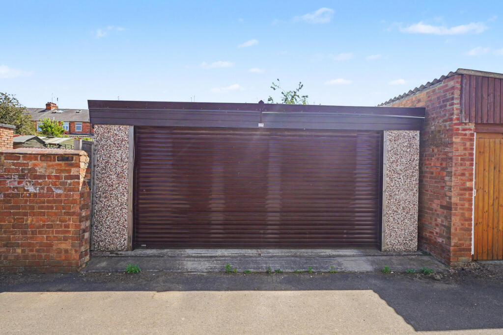 Broadway, Abington, Northampton, NN1 4SG - More
