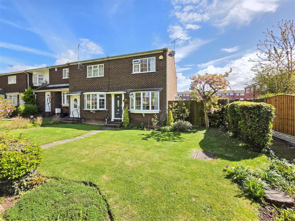 Main image of property: Spinningdale, Arnold, Nottingham
