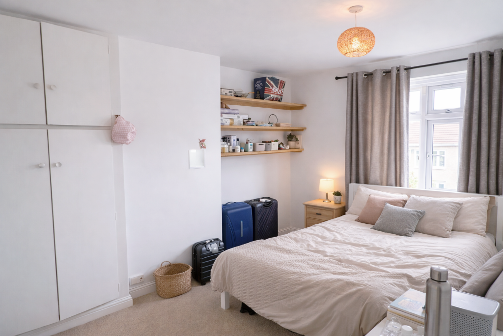 3 bedroom semi-detached house for rent