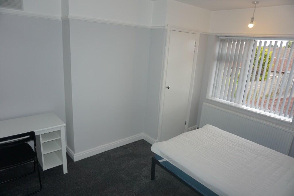 5 bedroom house for rent