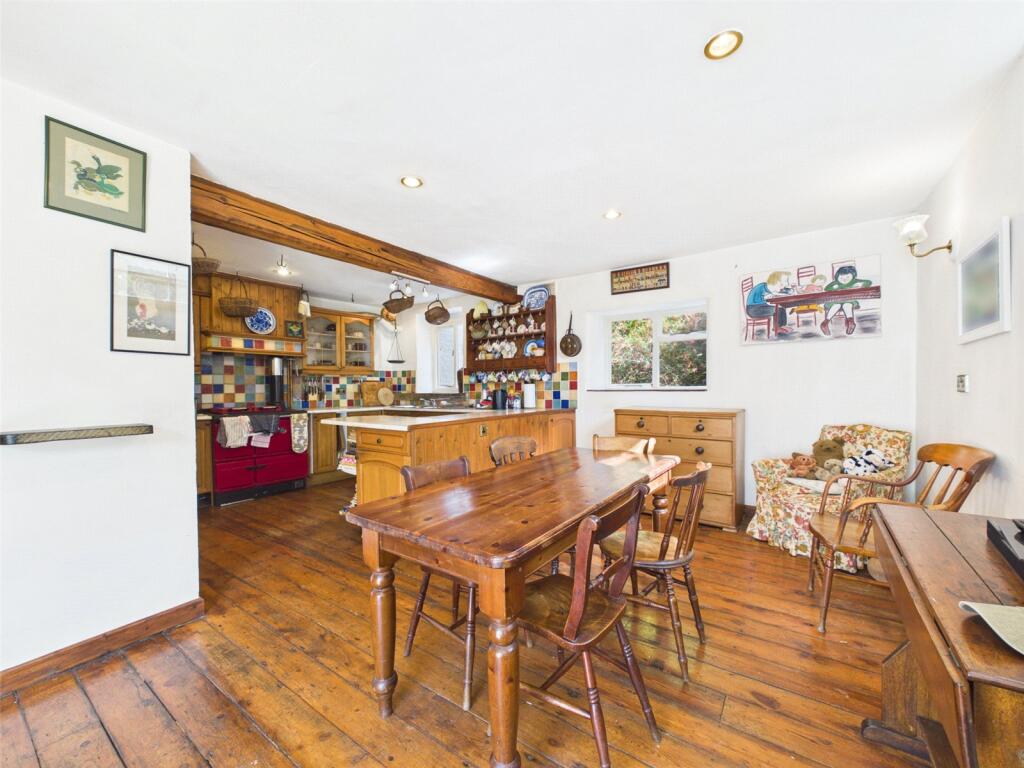 House in Plymouth - View 5
