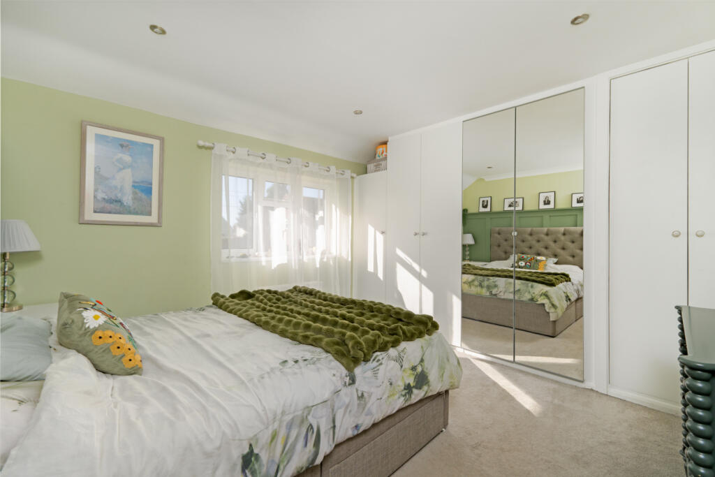 Skeins Way, Clavering, Saffron Walden, Essex, CB11 photo 3
