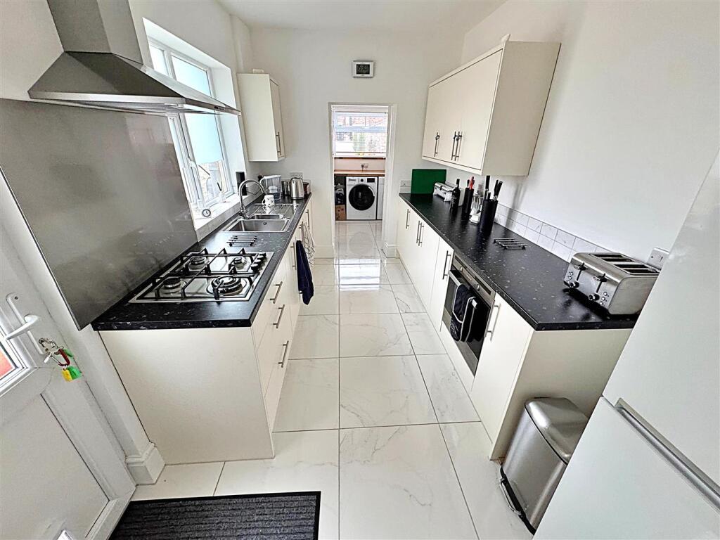 House in Doncaster - View 2