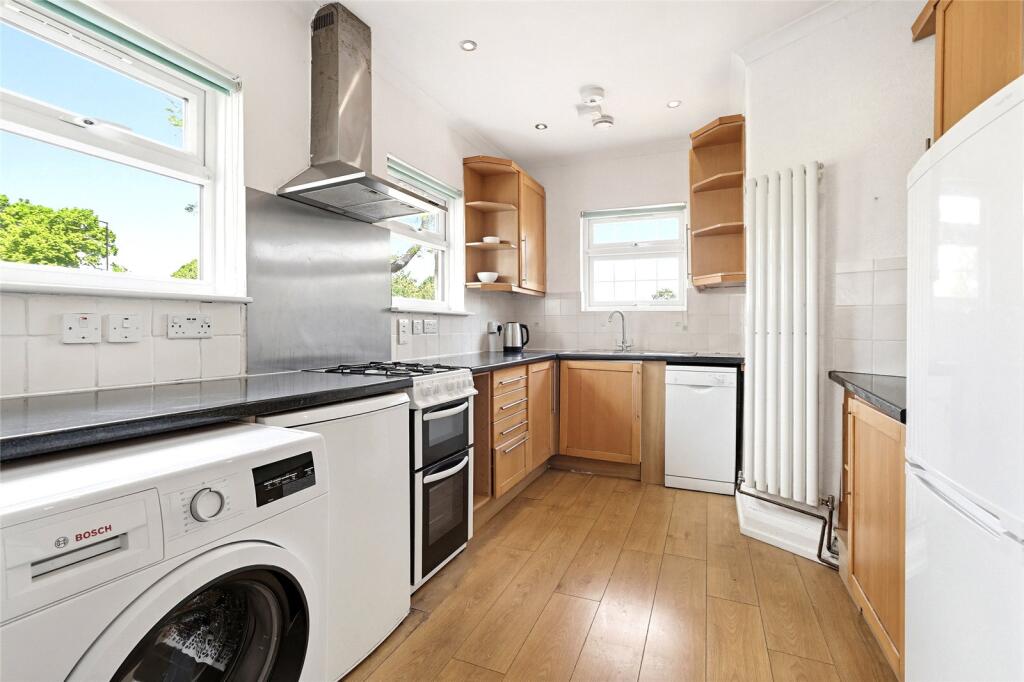 House in London, Perivale - View 5