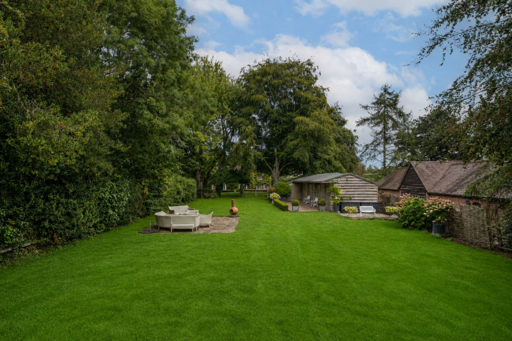 House in Dudley - More