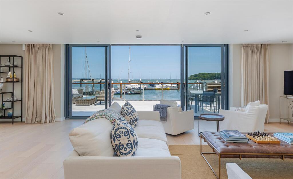 Cowes, Isle of Wight - View 2