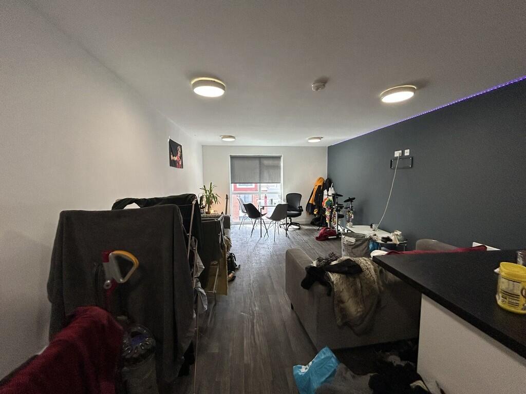 Apartment in Liverpool, Everton - View 3