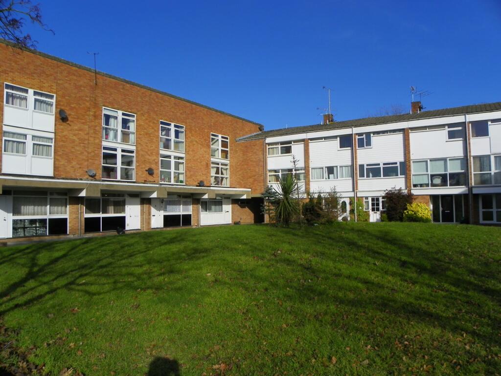 Main image of property: Colleton Drive, Twyford, Reading, Berkshire, RG10