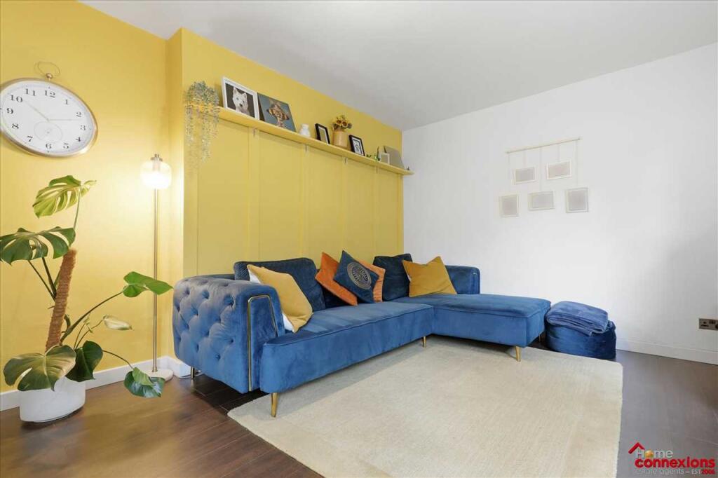 Apartment in Glasgow, South Lanarkshire - View 4