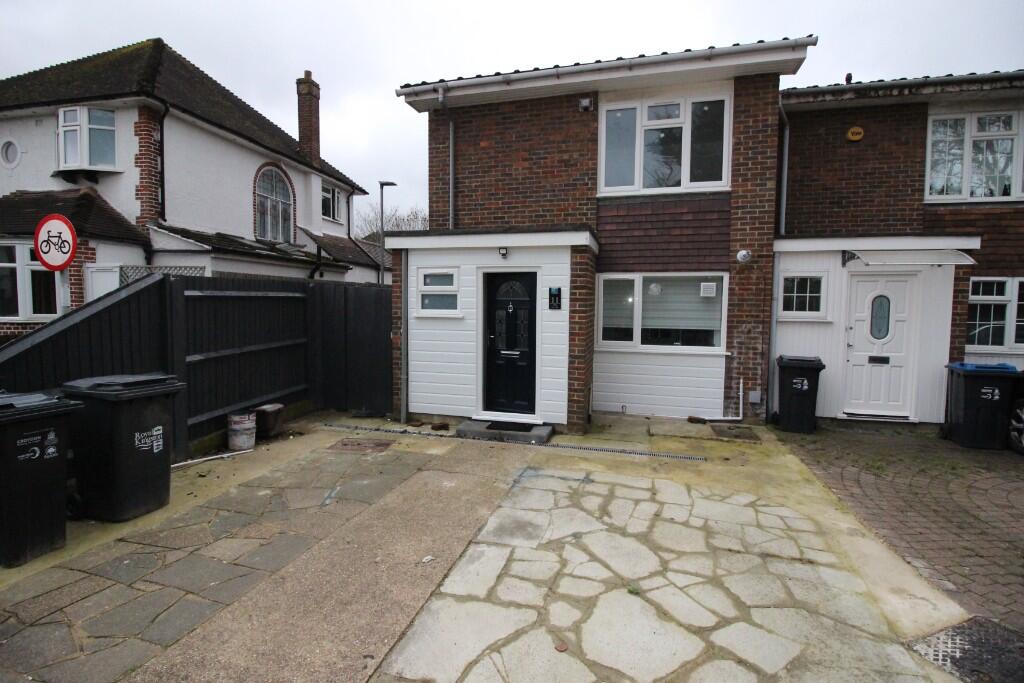 Main image of property: The Glebe, Worcester Park KT4