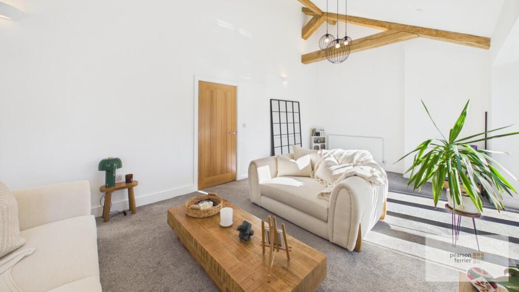 Apartment in Bury, Nangreaves - View 4