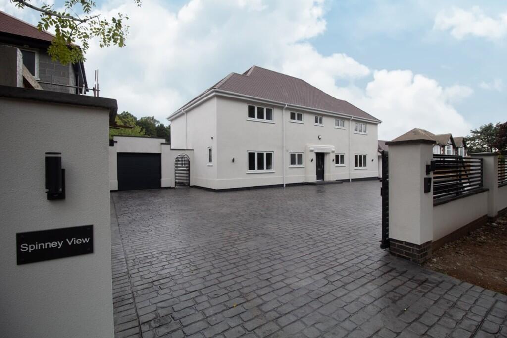 Main image of property: Landmere Lane, Ruddington, Nottingham