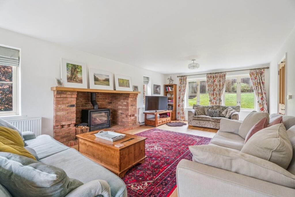 Cross Oak Road, Berkhamsted, HP4 photo 3