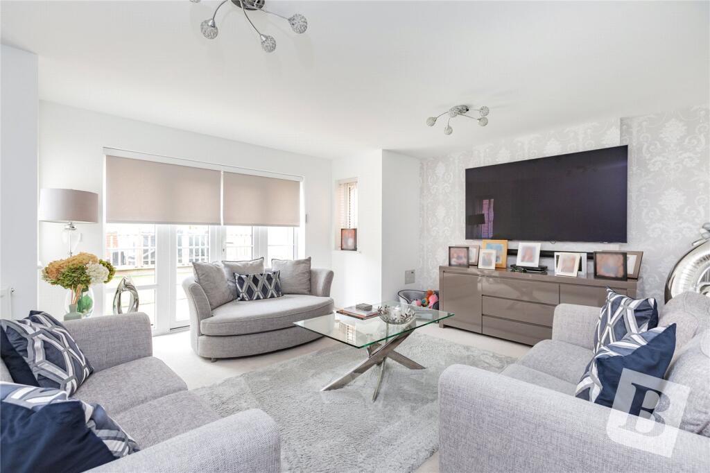 Main image of property: Claremont Crescent, Rayleigh, Essex, SS6