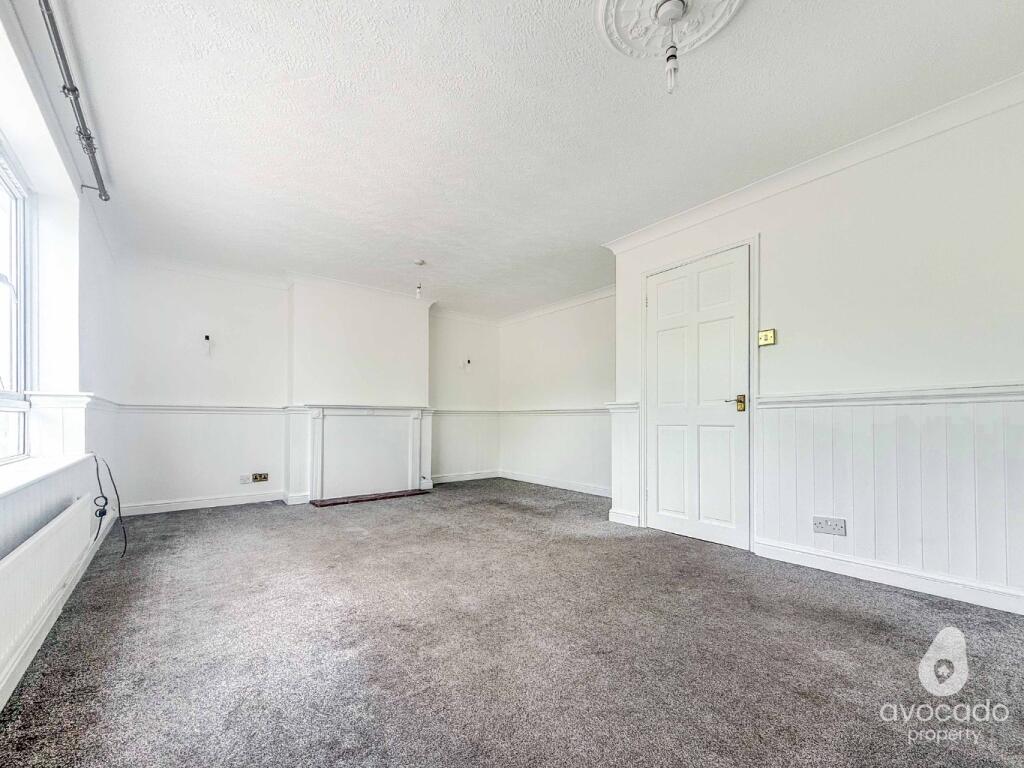 Apartment in Reading, Churchend - View 2