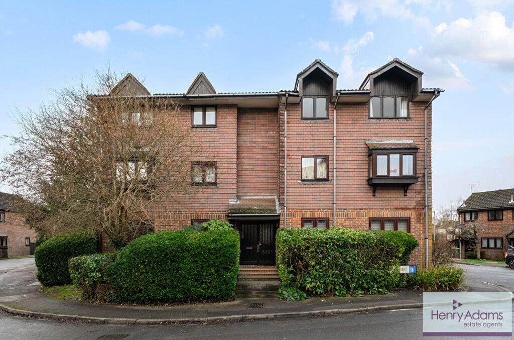Main image of property: Longmead, Liss, GU33