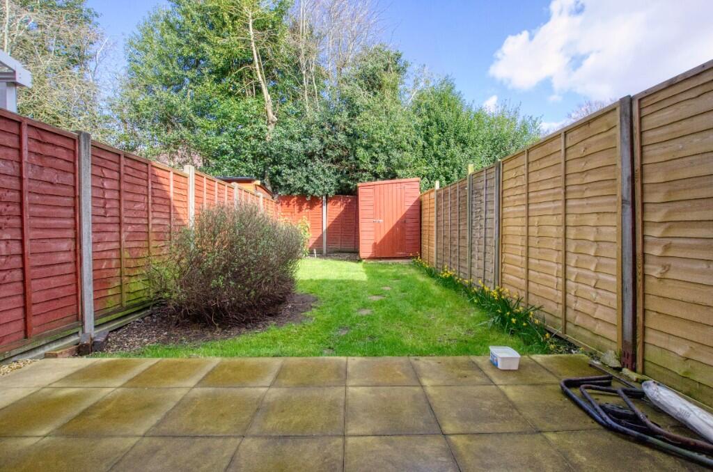 Millbridge Gardens, Southampton, Hampshire, SO19 photo 3