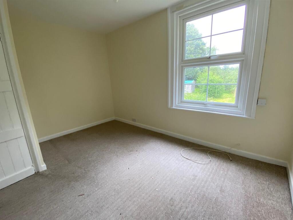 House in Salisbury - View 5