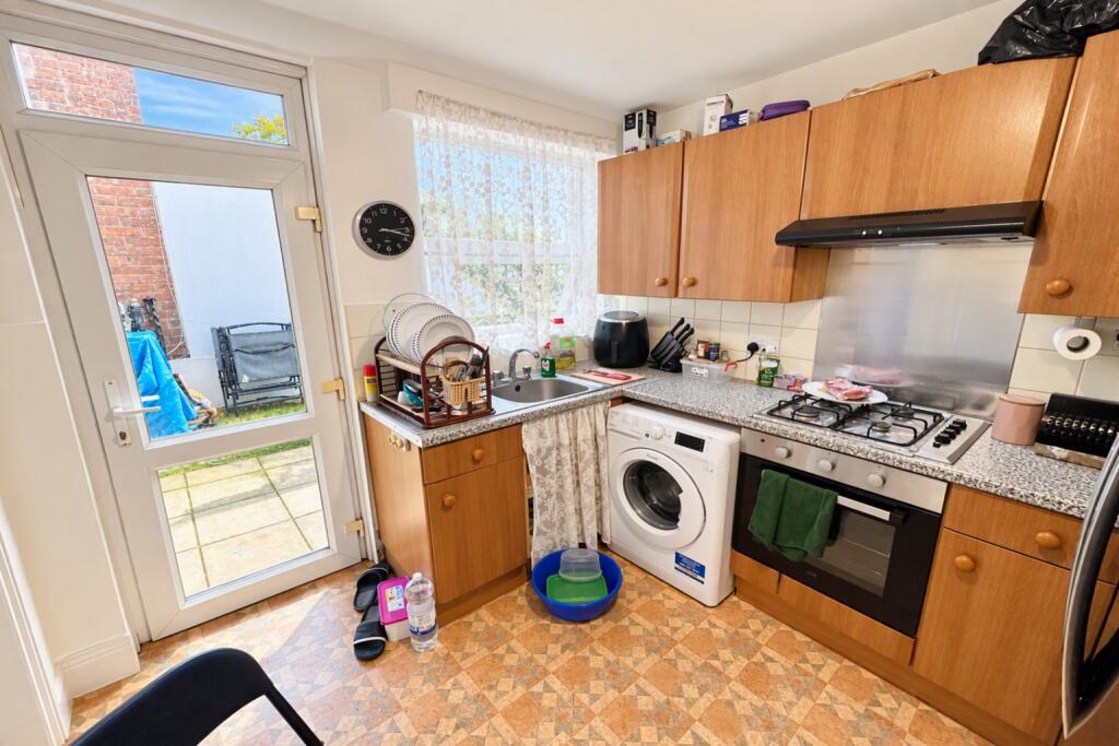 Apartment in Portsmouth - View 2