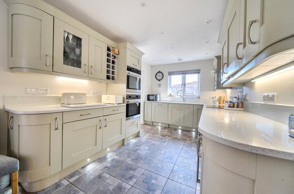 House in Taunton, Rowbarton - View 5