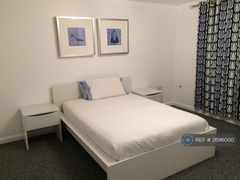 Main image of property: Augustus Close, Cambridge, CB4