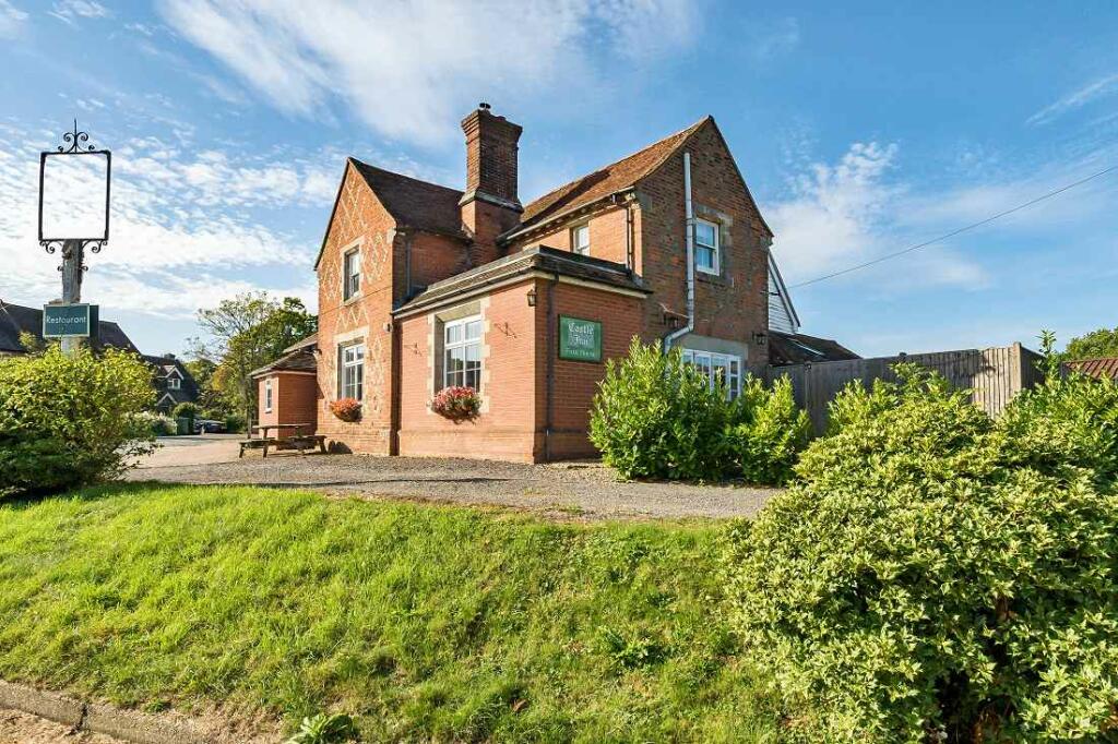 Main image of property: LA-323979 - Castle Inn, Crook Road, Tonbridge TN12 7BN